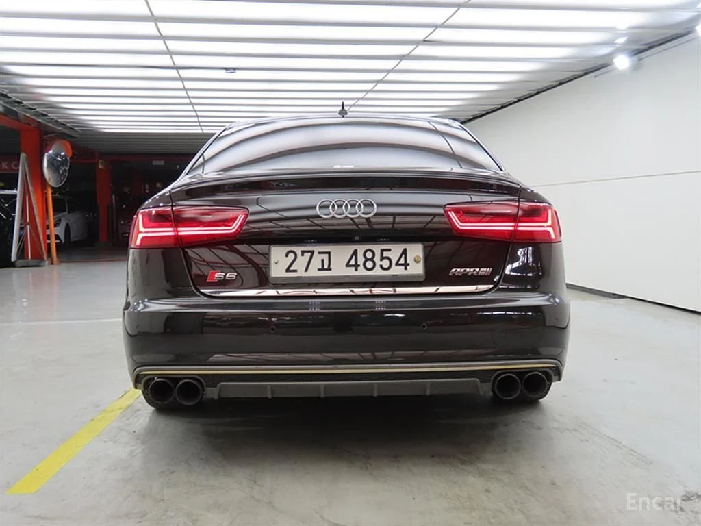 Audi S6 MATRIX* BANG* OLUFSEN* CARBON* ДИСТРОНИК* LANE* AS, снимка 2 - Автомобили и джипове - 54931613
