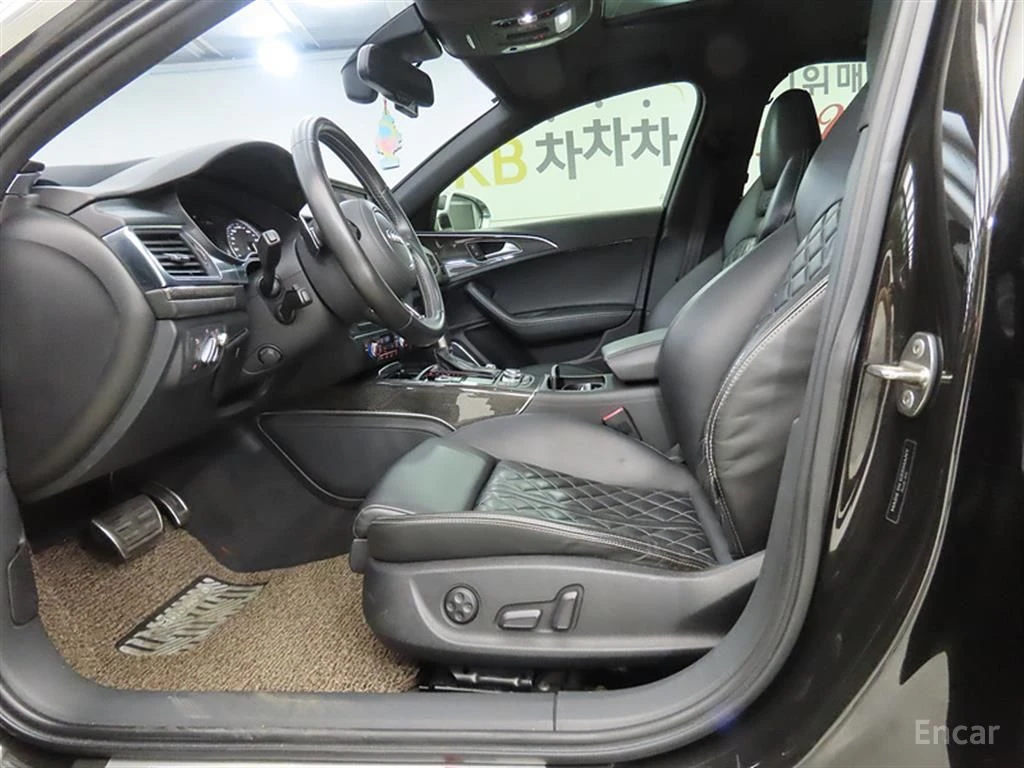 Audi S6 MATRIX* BANG* OLUFSEN* CARBON* ДИСТРОНИК* LANE* AS, снимка 13 - Автомобили и джипове - 54931613