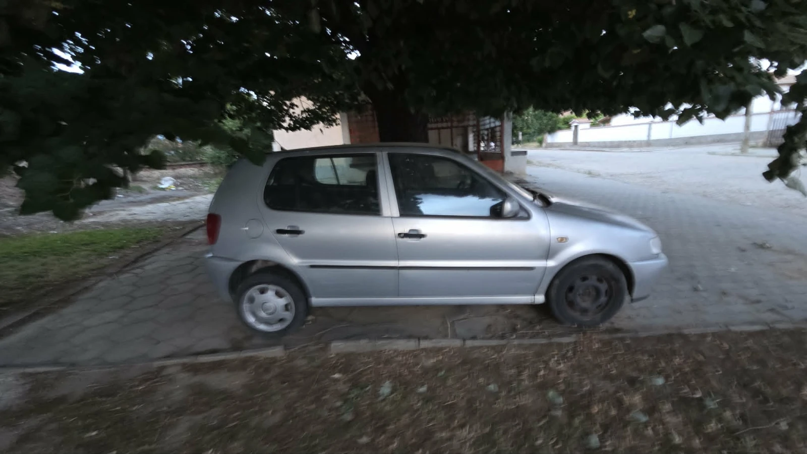 VW Polo 1.4, снимка 4 - Автомобили и джипове - 55136882