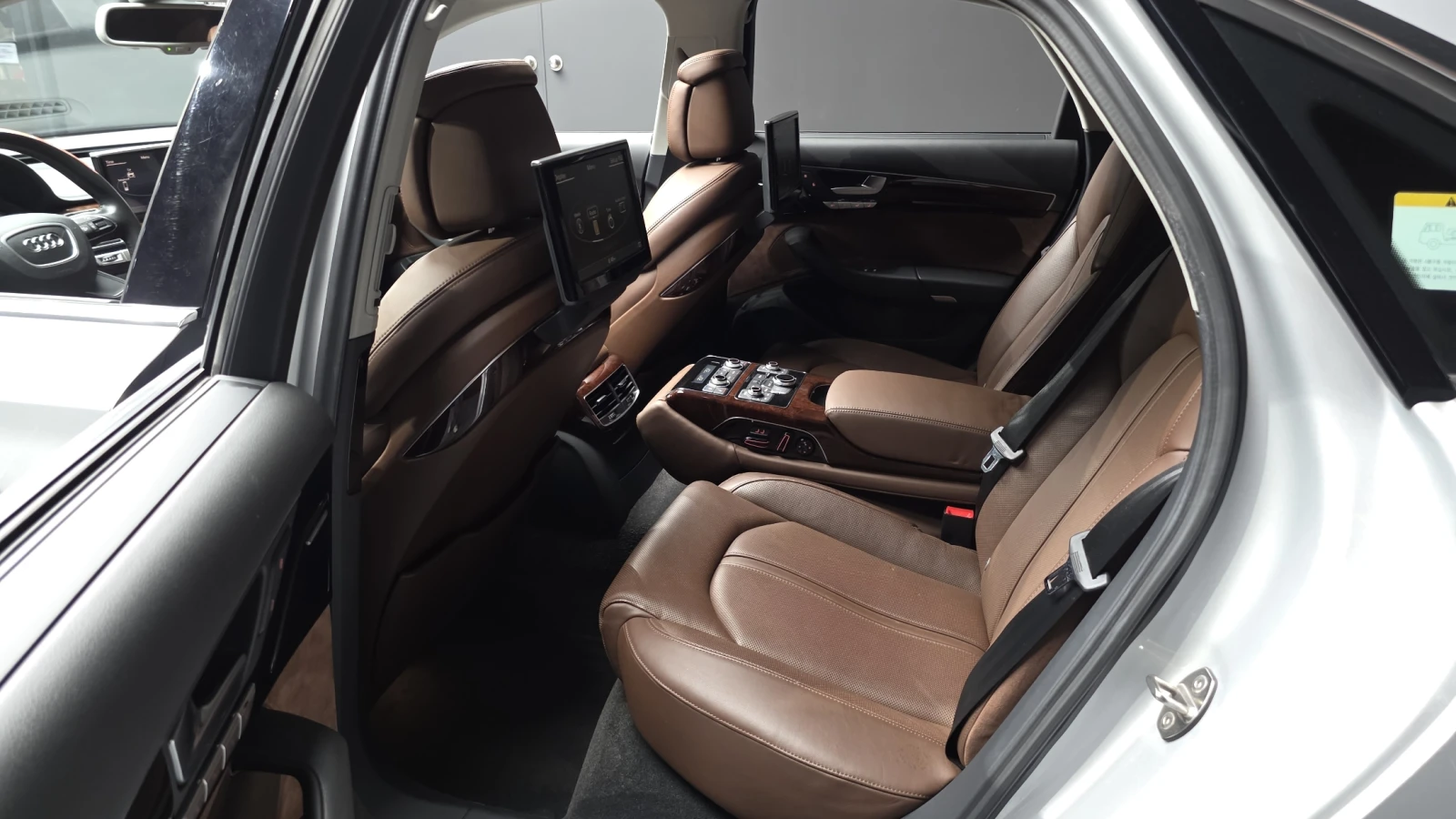 Audi A8 4.2 PRESTIGE 360/EKPAHИ/PANORAMA/ОБДУХ/ПОДГРЕВ/, снимка 8 - Автомобили и джипове - 55190630