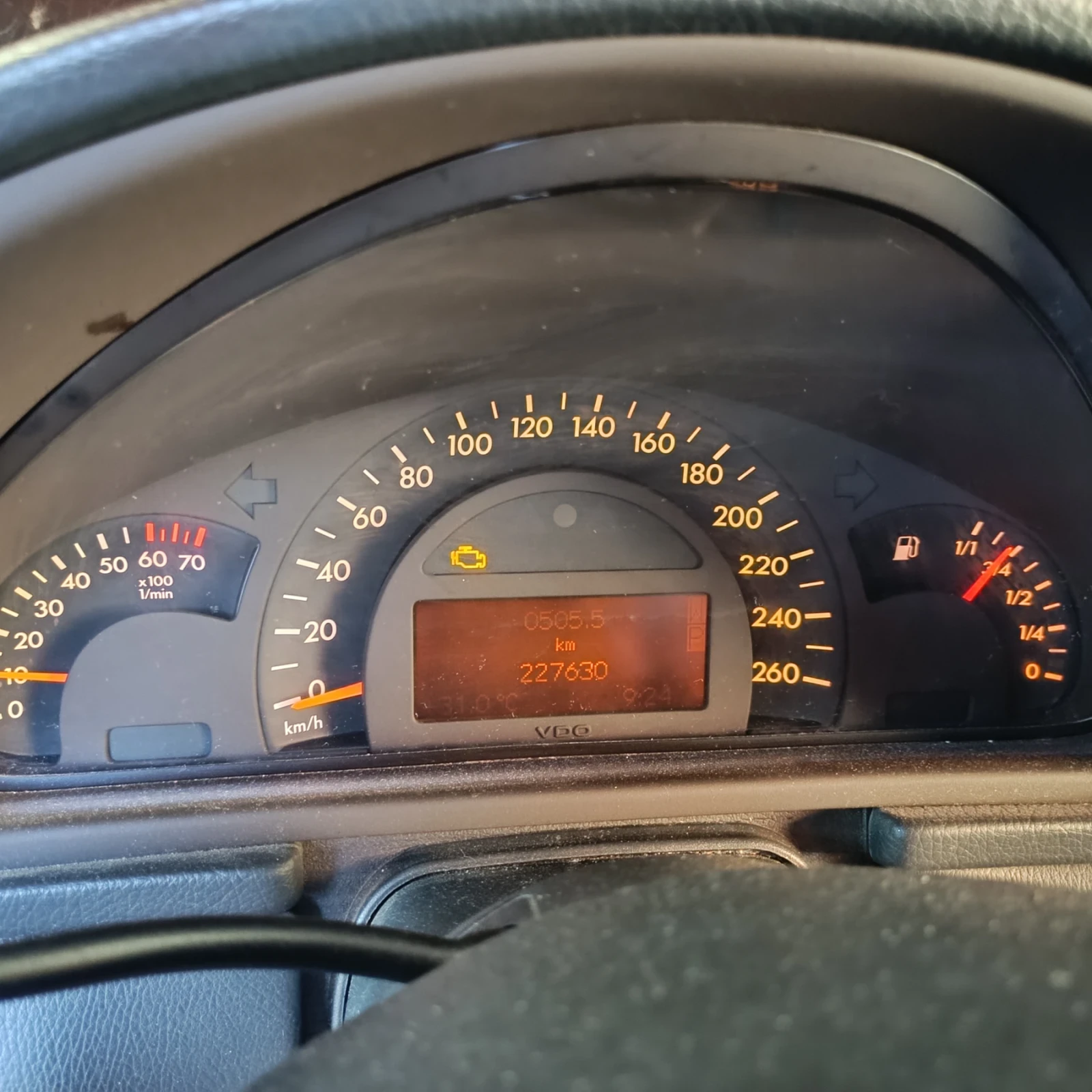 Mercedes-Benz C 200 Compresor , снимка 10 - Автомобили и джипове - 55531881