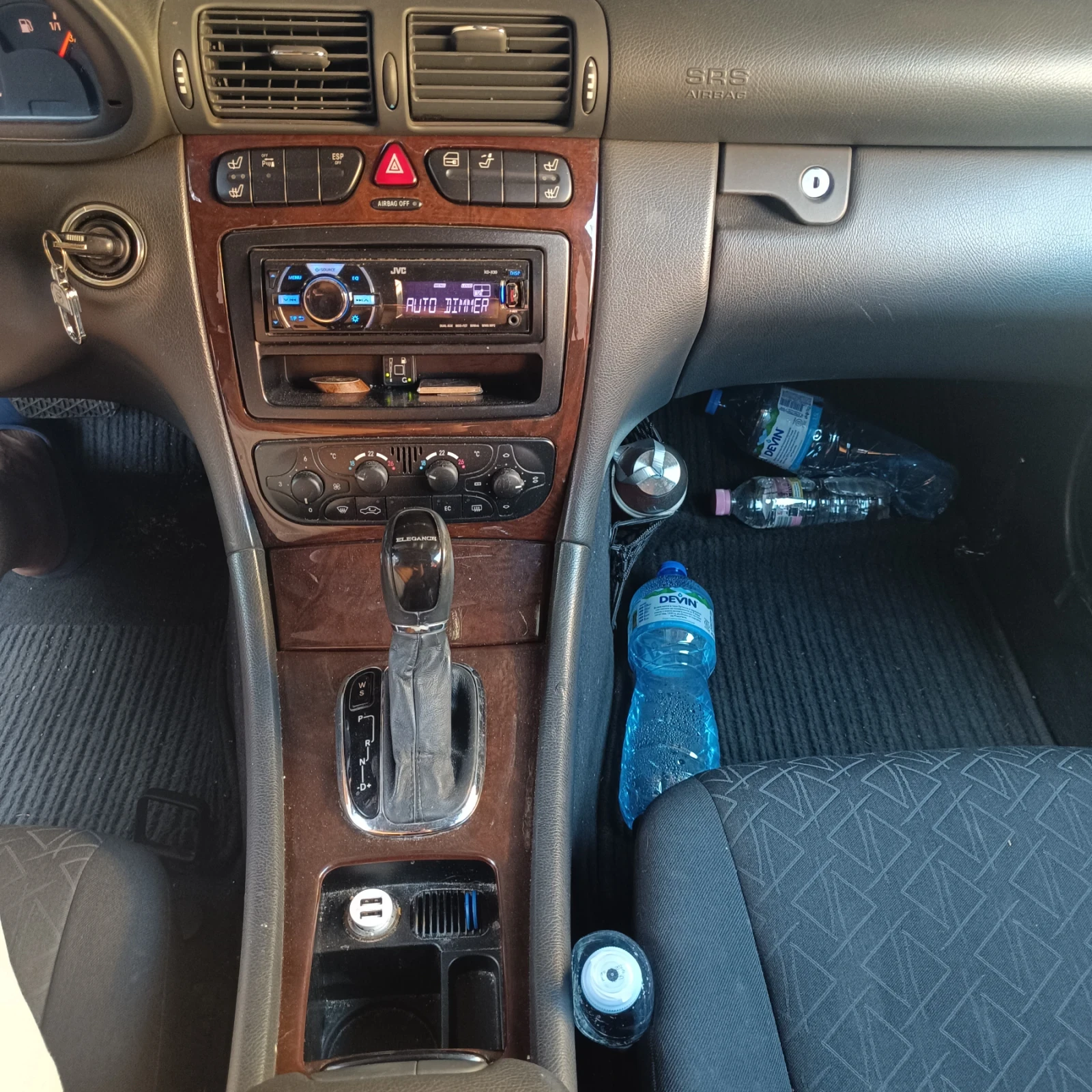 Mercedes-Benz C 200 Compresor , снимка 12 - Автомобили и джипове - 55531881