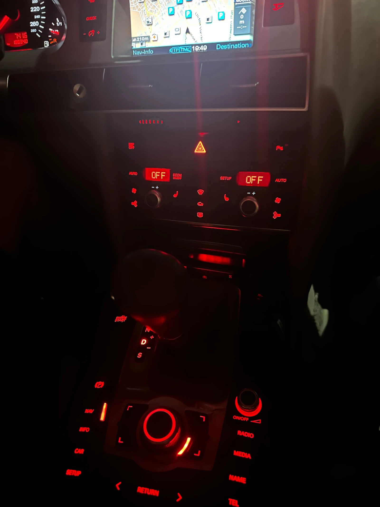 Audi A6, снимка 12 - Автомобили и джипове - 55730081