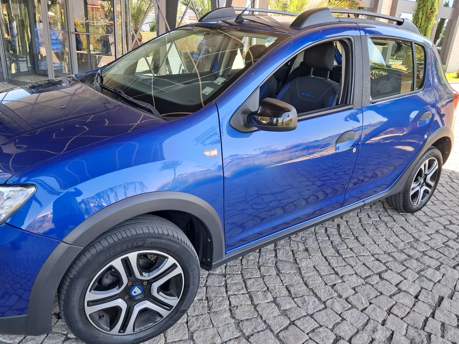 Dacia Sandero, снимка 14 - Автомобили и джипове - 55767021