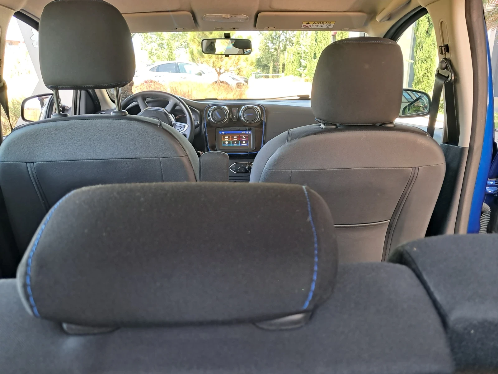 Dacia Sandero, снимка 9 - Автомобили и джипове - 55767021