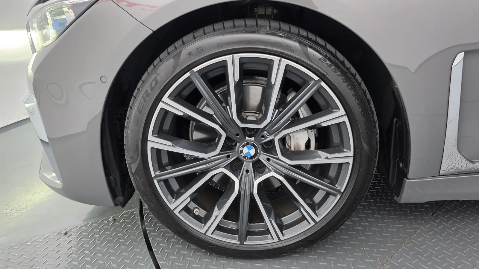 BMW 740 i ' M PKG ' DISTRONIC ' HUD ' MASS, снимка 5 - Автомобили и джипове - 55902726