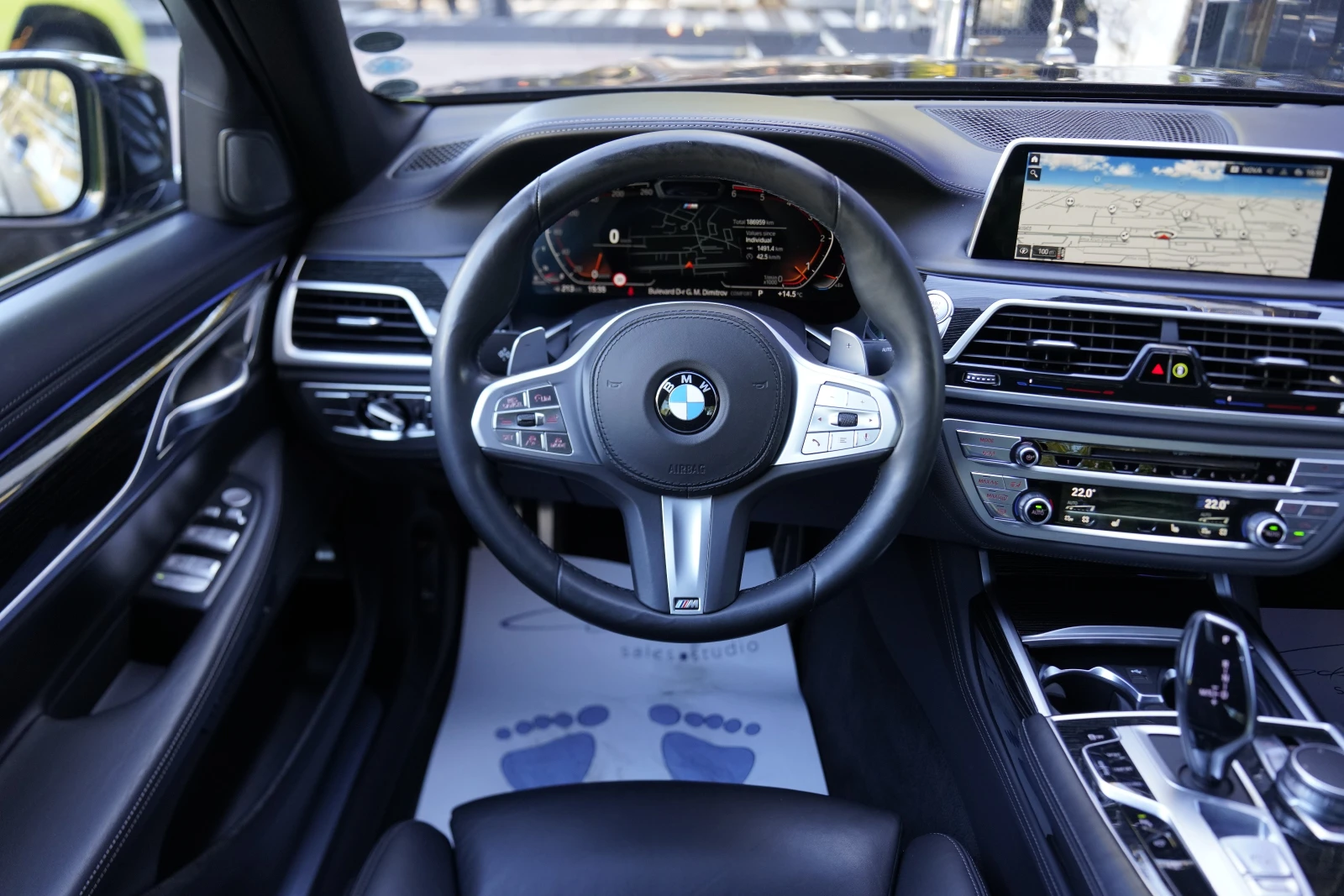 BMW 730 d xDrive M Package Shadow Line Facelift, снимка 10 - Автомобили и джипове - 56193652