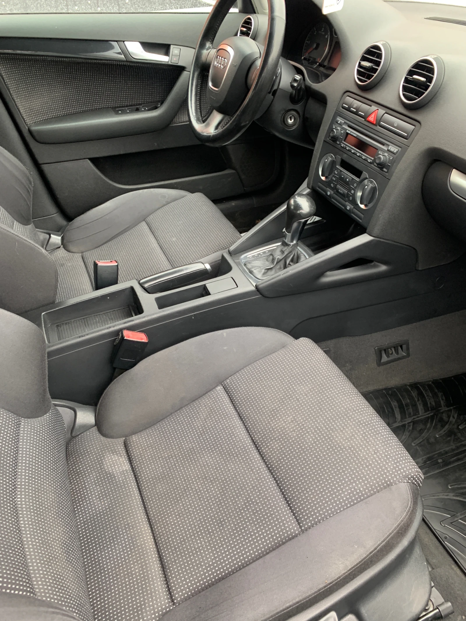 Audi A3 2, 0 TDI DSG, снимка 5 - Автомобили и джипове - 56321292