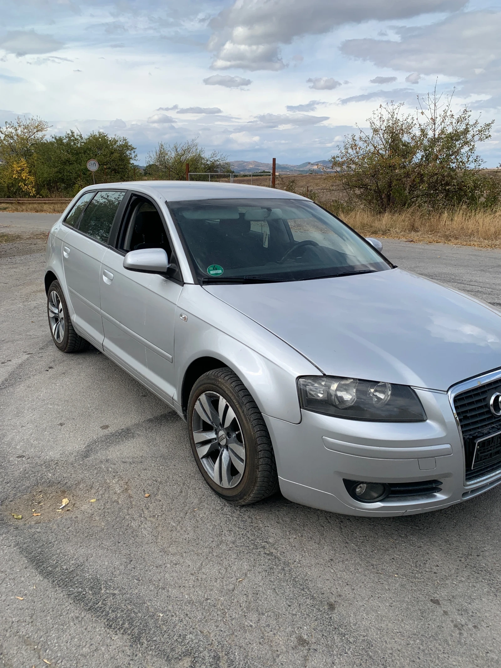 Audi A3 2, 0 TDI DSG, снимка 2 - Автомобили и джипове - 56436974