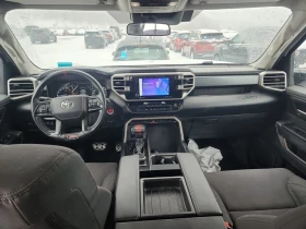 Toyota Tundra * SR5 CREW CAB STD BED * CARFAX * БЕЗ ПЪРВОНАЧАЛНА, снимка 10