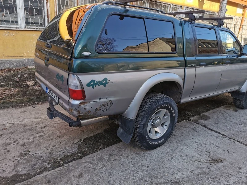 Mitsubishi L200 3000 V6, снимка 6 - Автомобили и джипове - 48653212