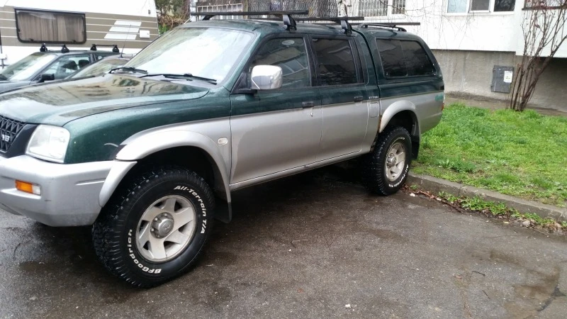 Mitsubishi L200 3000 V6, снимка 4 - Автомобили и джипове - 47807300