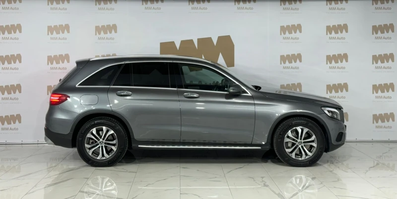 Mercedes-Benz GLC 350 AMG LINE 4M, снимка 3 - Автомобили и джипове - 47608592