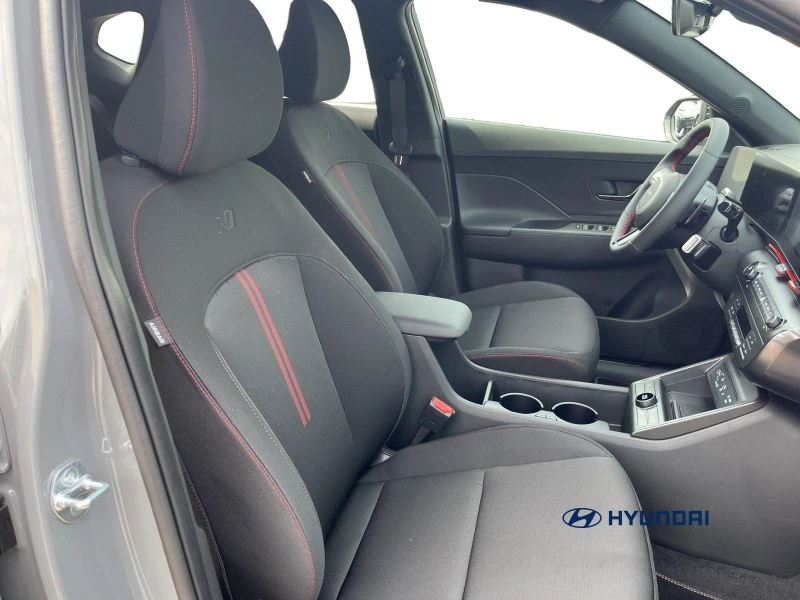 Hyundai Kona LONG RANGE 65.4kWh N-LINE LED CAMERA, снимка 13 - Автомобили и джипове - 51508525