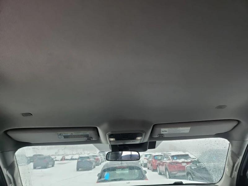 Toyota Tundra * SR5 CREW CAB STD BED * CARFAX * БЕЗ ПЪРВОНАЧАЛНА, снимка 11 - Автомобили и джипове - 52874451