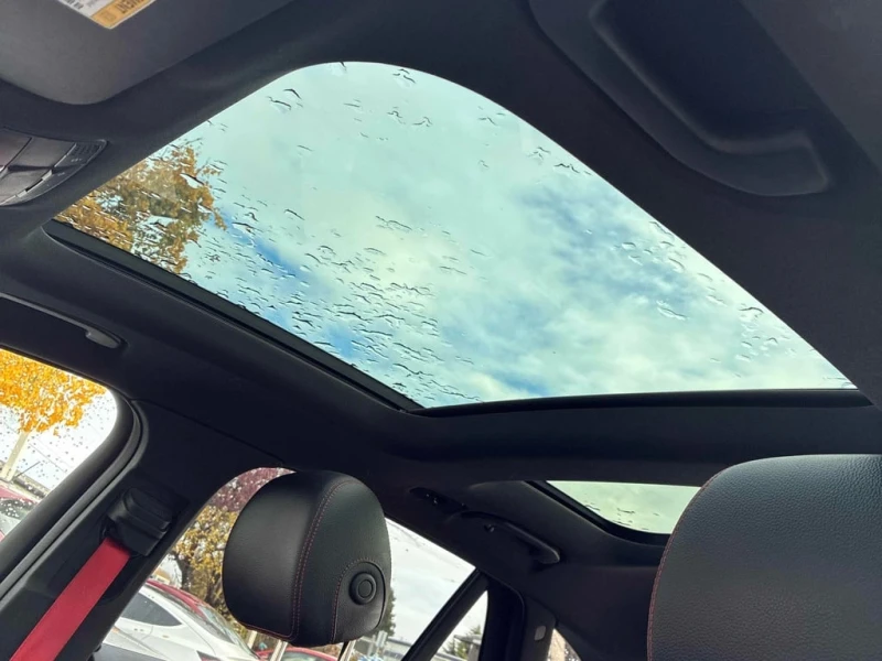 Mercedes-Benz GLC * AMG 43 * CARFAX * ЦЕНА ДО БГ, снимка 12 - Автомобили и джипове - 53018670