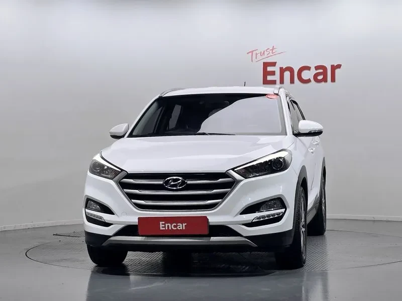 Hyundai Tucson 2.0 - САМО 30% АВАНС, снимка 3 - Автомобили и джипове - 56065936