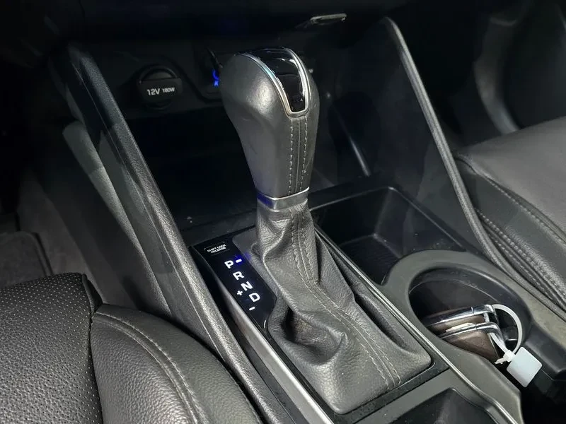 Hyundai Tucson 2.0 - САМО 30% АВАНС, снимка 9 - Автомобили и джипове - 56065936