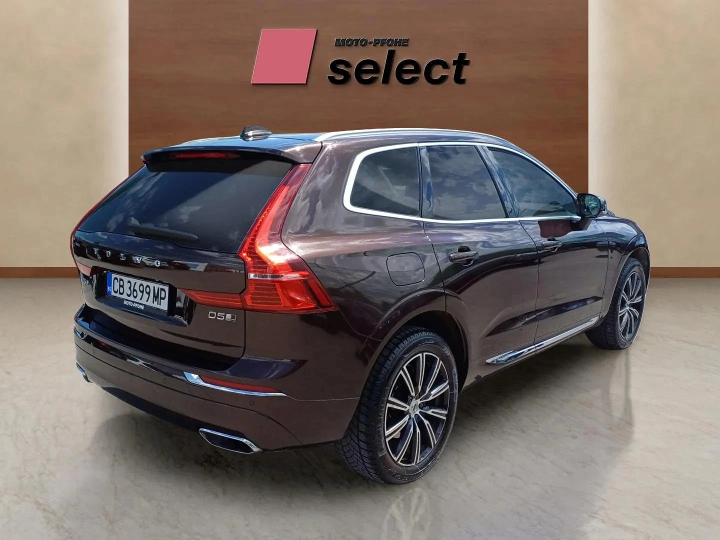 Volvo XC60 2.0 D5 - изображение 5
