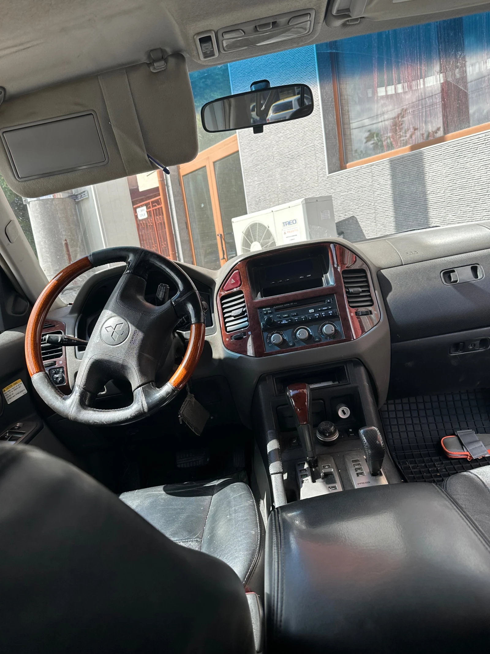 Mitsubishi Pajero 6 + 1 offroad - изображение 7