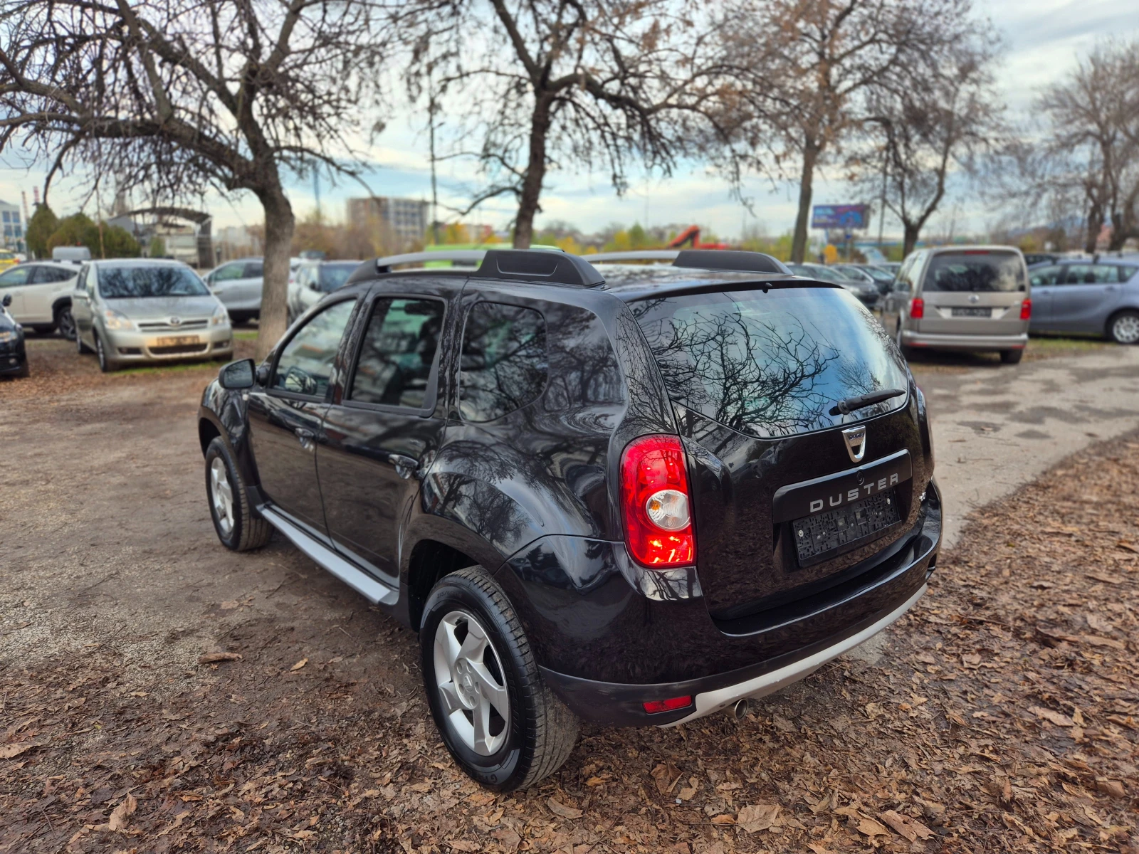 Dacia Duster 1.5DCI 4X4 184000KM.ВНОС ИТАЛИЯ БЕЗ РЪЖДИ И ЗАБЕЛЕ - изображение 6