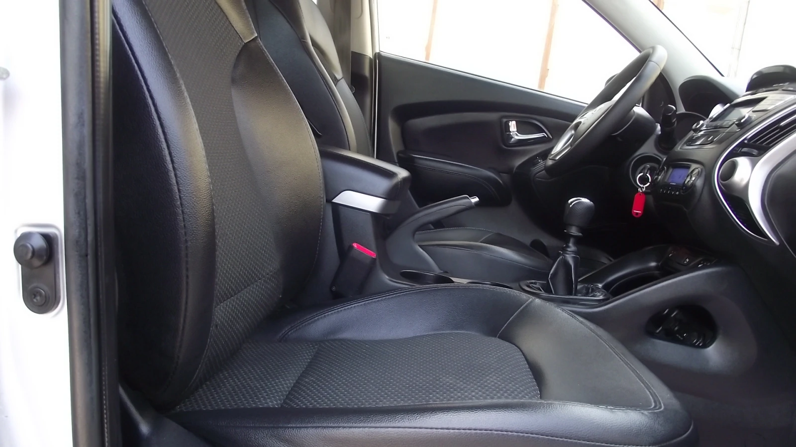Hyundai IX35 2.0.d.136.k.c.6.speed. | Mobile.bg � ����������� 14