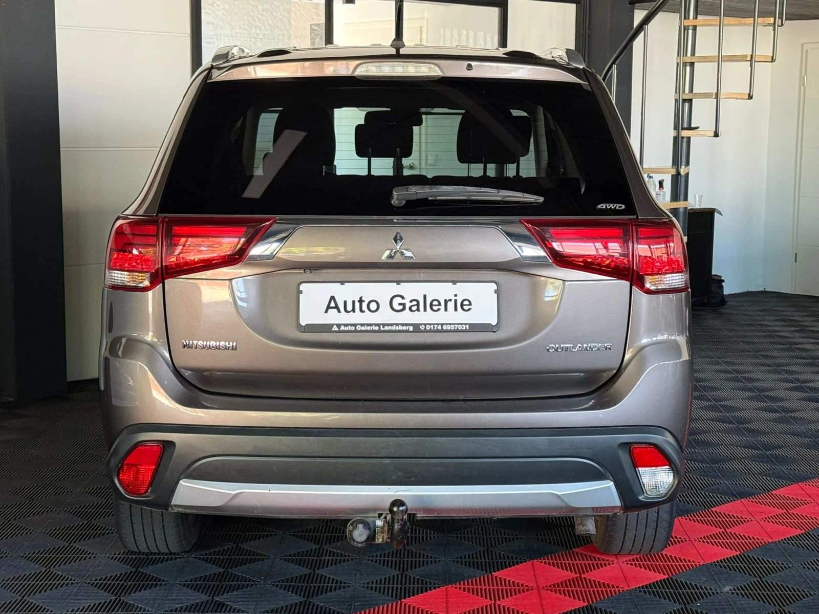 Mitsubishi Outlander 2, 2* 150* AC* PDC* NAVI* CAM* XENON* TUV* F1* AUT, снимка 4 - Автомобили и джипове - 54652908