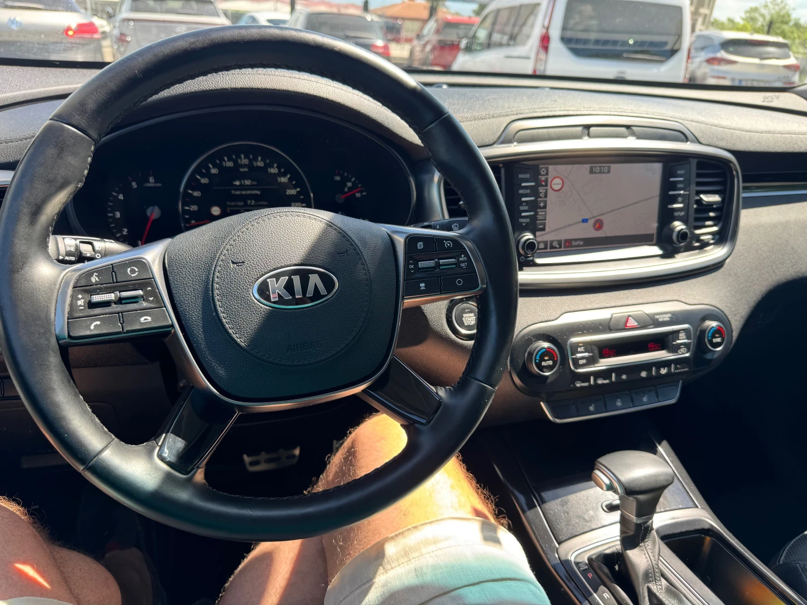 Kia Sorento 115500км* 2.0d 4WD 185hp* ПОДГРЕВ* ПАНОРАМА, снимка 10 - Автомобили и джипове - 54710458