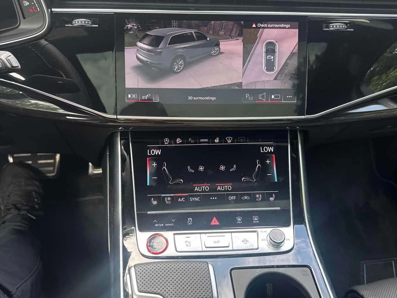 Audi SQ7 * 4.0 TFSI quattro * CARFAX * ОПЦИЯ ЗА ФИНАНСИРАНЕ, снимка 13 - Автомобили и джипове - 55647570