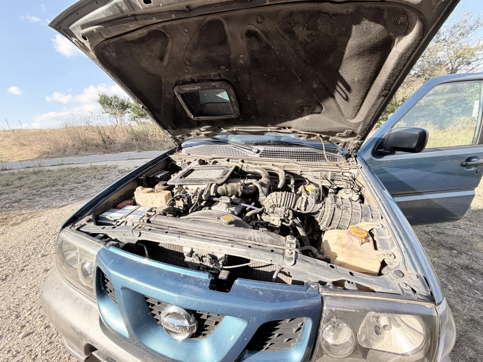 Nissan Terrano, снимка 9 - Автомобили и джипове - 55877928