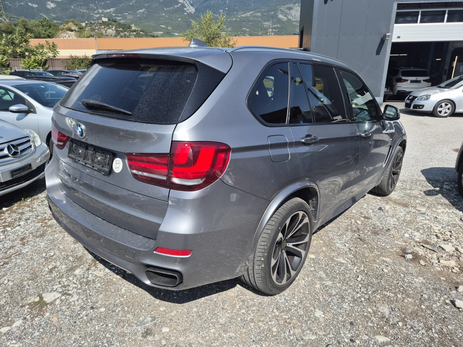 BMW X5 F15, M50D Швейцария, снимка 3 - Автомобили и джипове - 56254668