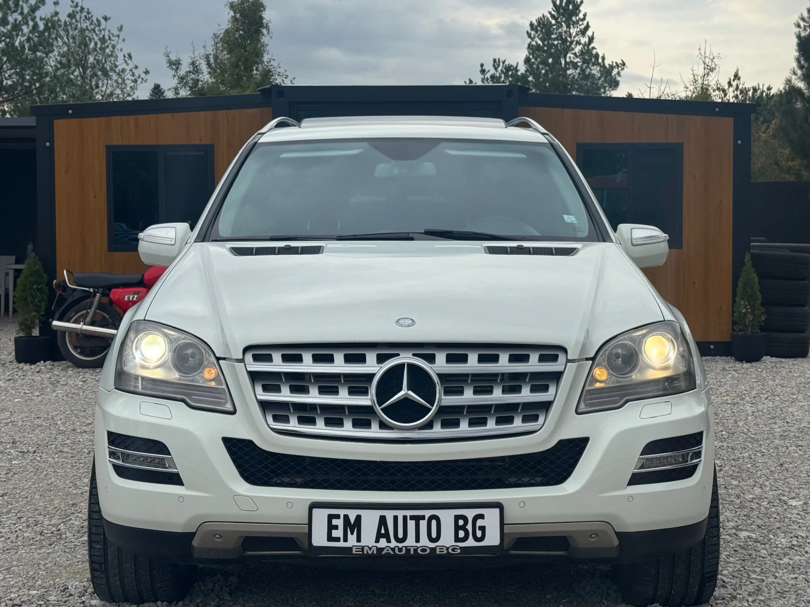 Mercedes-Benz ML 350 450CDI Facelift FULL /СОБСТВЕН ЛИЗИНГ/, снимка 2 - Автомобили и джипове - 56295389