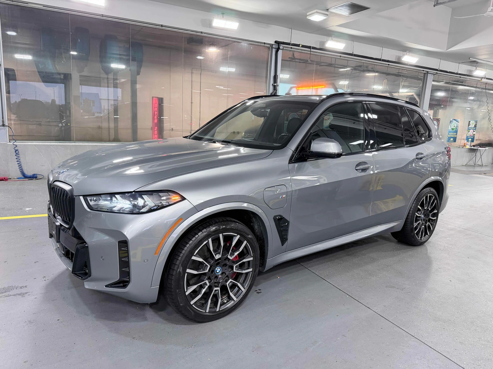 BMW X5 xDrive50e M-Sport, снимка 2 - Автомобили и джипове - 56344121