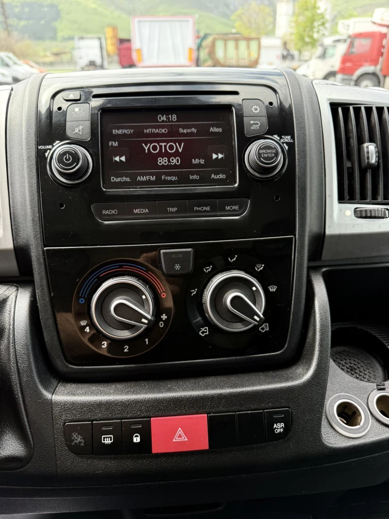 Fiat Ducato 2.3 Tdi - 7 местен, бордови с падащ борд, снимка 11 - Бусове и автобуси - 49997327