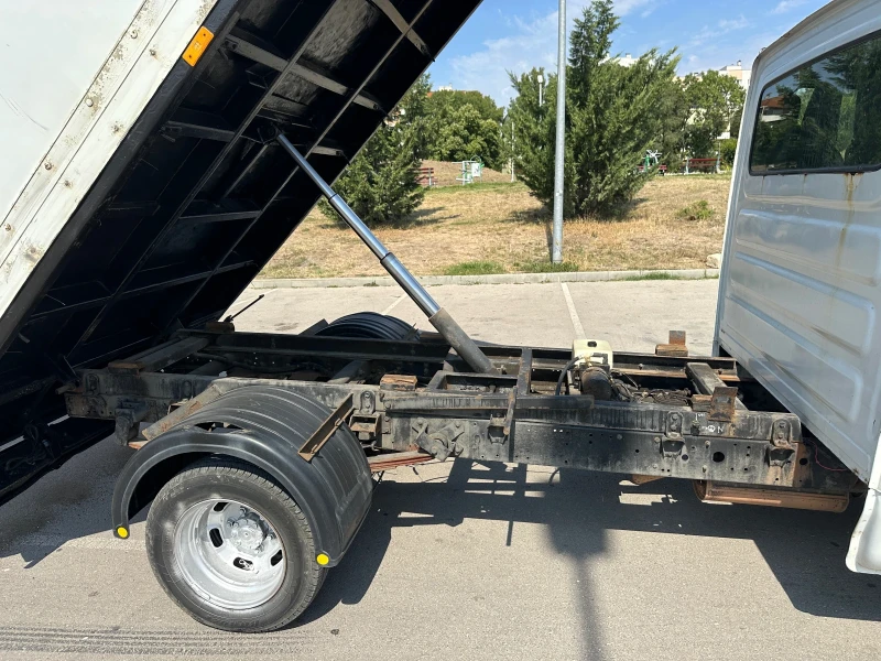 Iveco Daily Самосвал 35C15 3.0 Подсилен, снимка 12 - Бусове и автобуси - 51683659