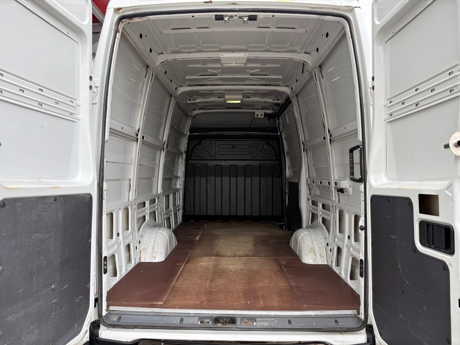 Iveco Daily 2.3 , снимка 7 - Бусове и автобуси - 53944591
