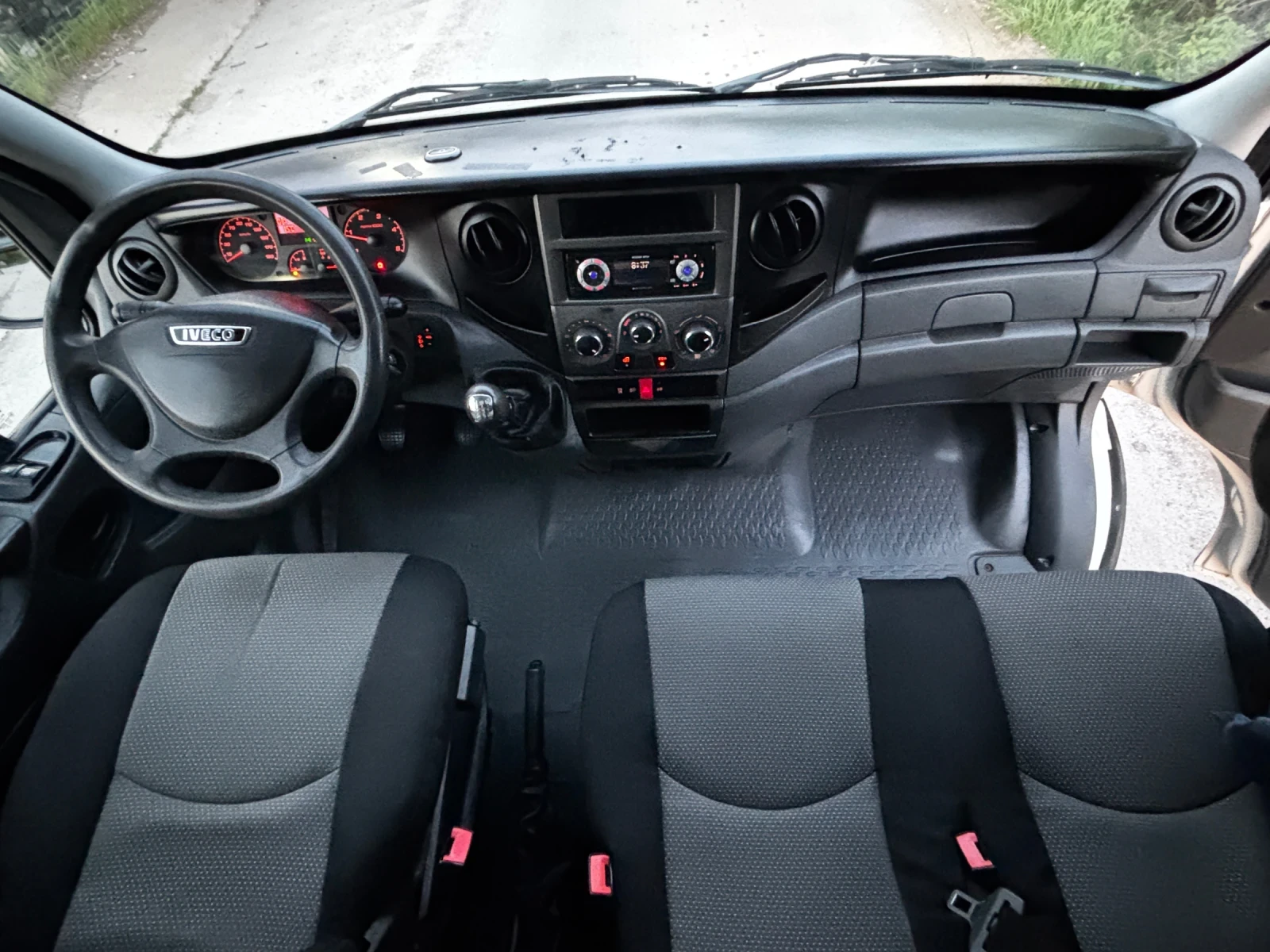 Iveco Daily 3.0d~35s17~КЛИМАТИК!!!, снимка 10 - Бусове и автобуси - 54389973