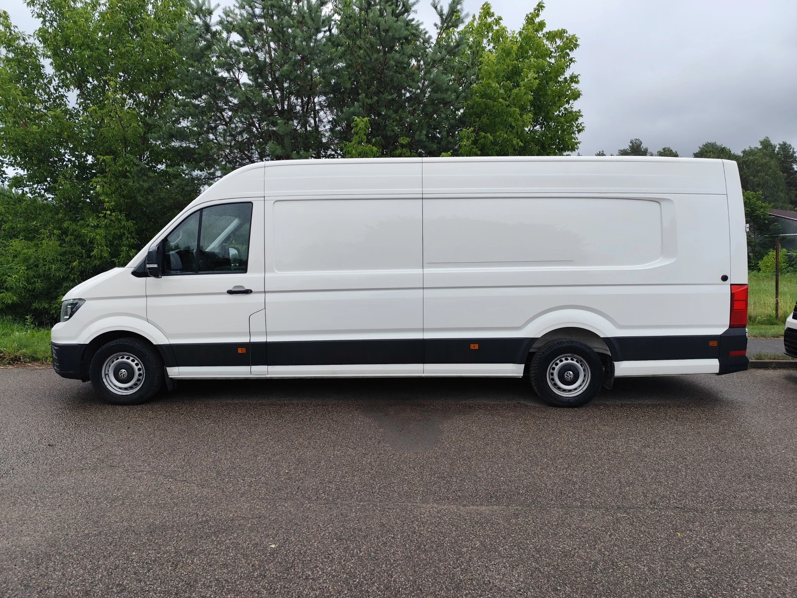 VW Crafter, снимка 2 - Бусове и автобуси - 55280442