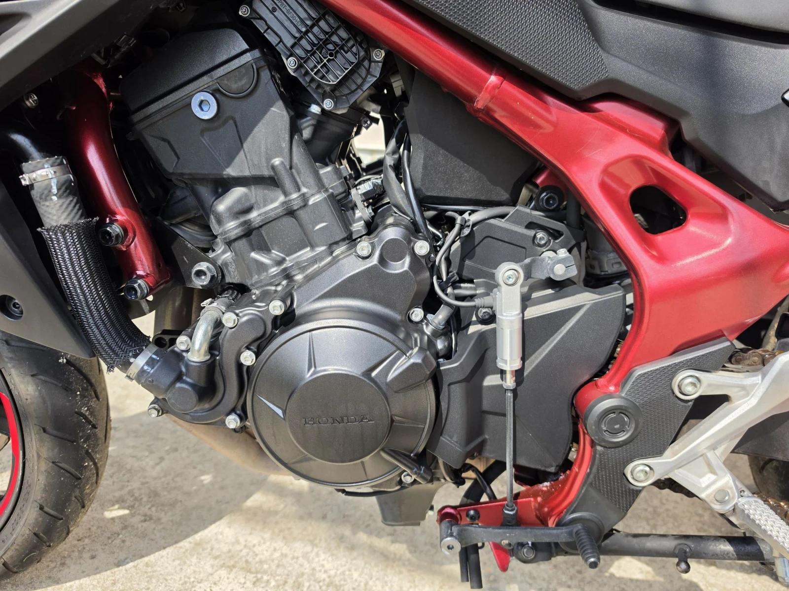 Honda Hornet 750i ABS Tc, снимка 9 - Мотоциклети и мототехника - 53873375