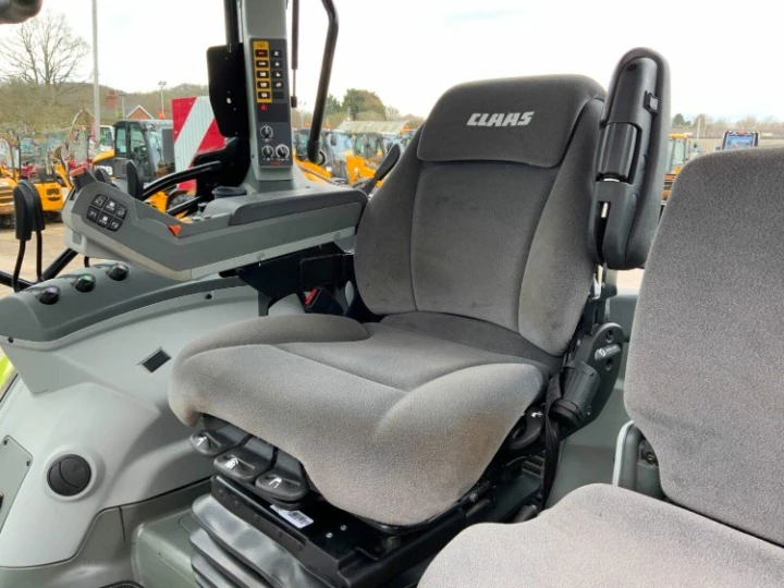 Трактор Claas Arion 610 - изображение 5