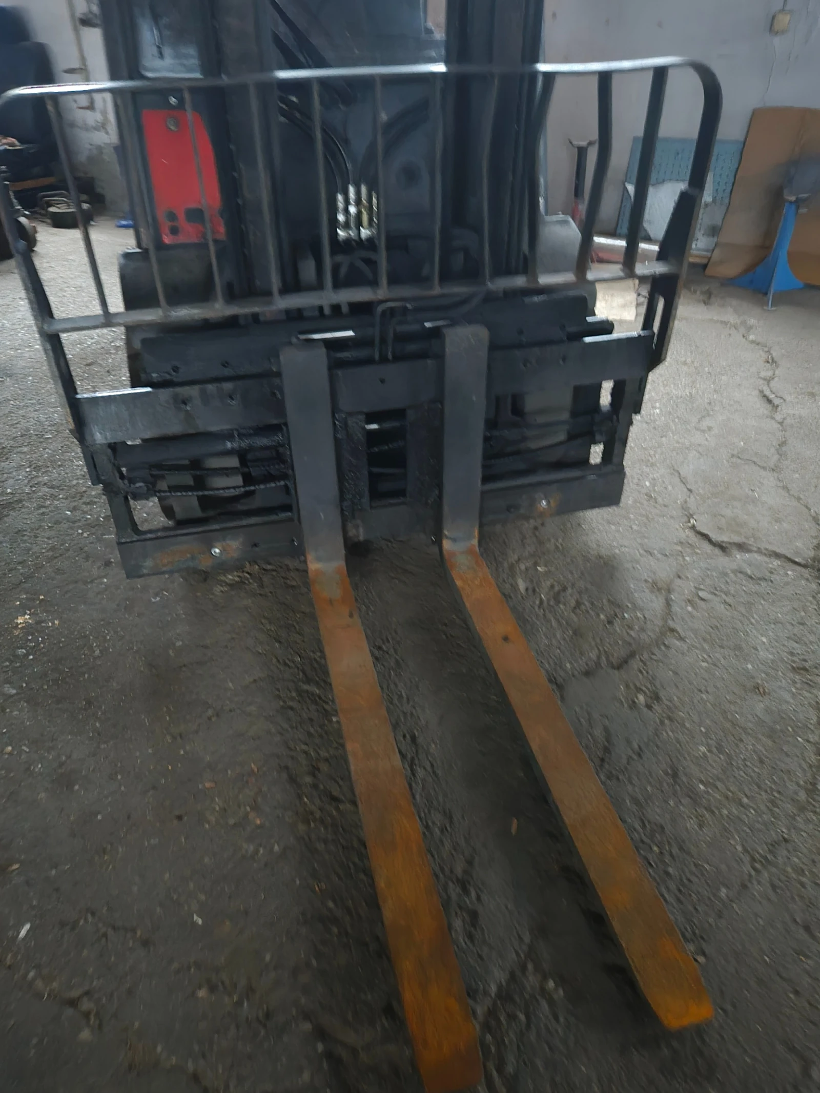 Мотокар Linde  H 30D, снимка 6 - Индустриална техника - 53966052