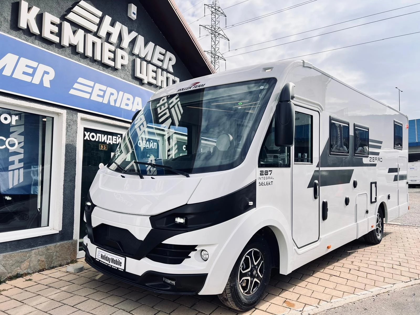 Кемпер ROLLER TEAM ZEFIRO 287 KЛИМА WEBASTO СОЛАР мод. 2026, снимка 1