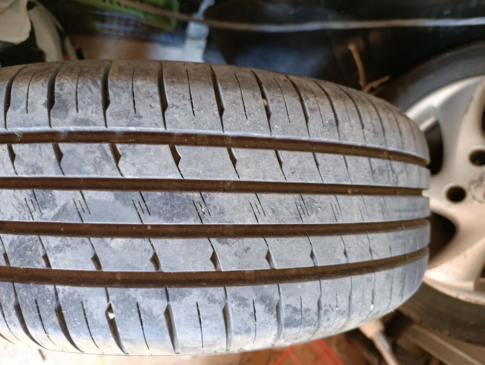 Гуми с джанти Други 185/55R15, снимка 2 - Гуми и джанти - 53797312