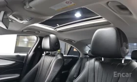 Mercedes-Benz CLS 400 D/AMG/ПОДГРЕВ/ОБДУХВАНЕ/360/ПАНО/ДИСТРОНИК/HUD/, снимка 11