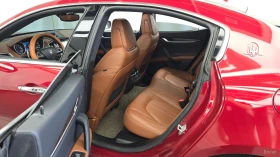 Maserati Ghibli 3.0 GRAN SPORT* КОЖА* ПОДГРЕВ* ПАНО* НАВИ* КАМЕРА, снимка 11