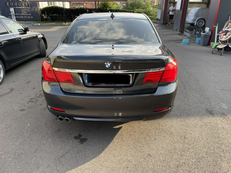 BMW 730, снимка 5 - Автомобили и джипове - 47488597