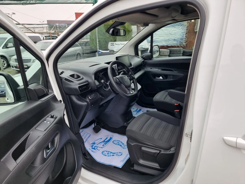 Opel Combo 1.5TDCI Avtomatik 7места XL , снимка 3 - Автомобили и джипове - 48282151