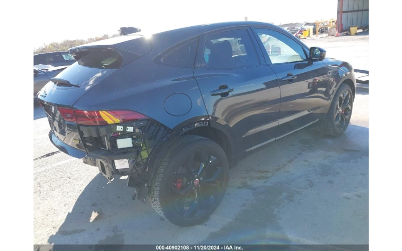 Jaguar E-pace SPORT P300 AWD * LED * Дистроник, снимка 8 - Автомобили и джипове - 48465306