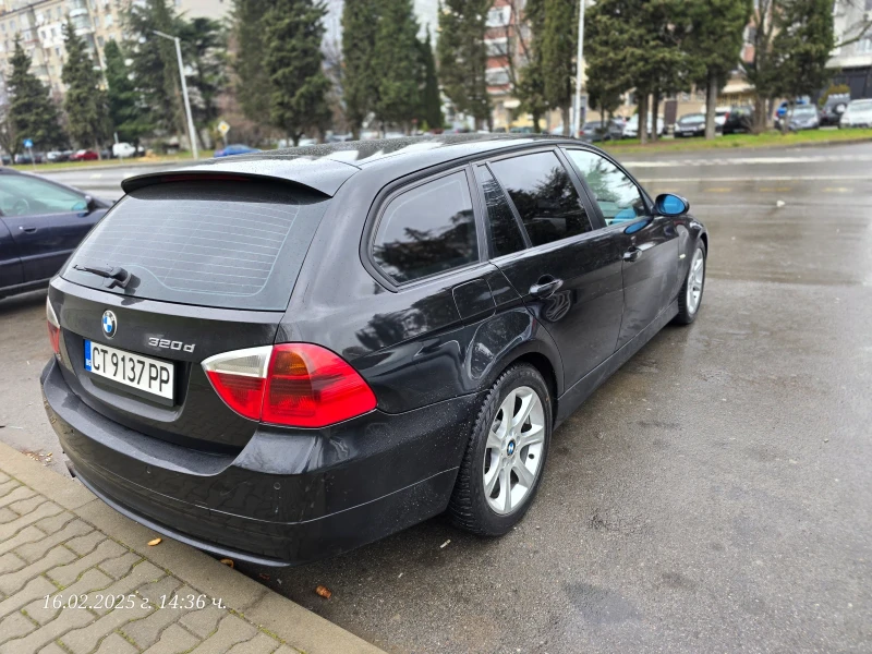 BMW 320 Комби, снимка 3 - Автомобили и джипове - 49231872