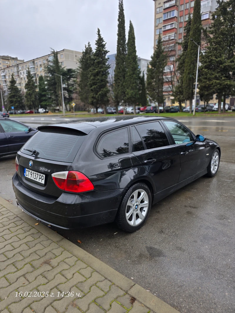 BMW 320 Комби, снимка 2 - Автомобили и джипове - 49231872